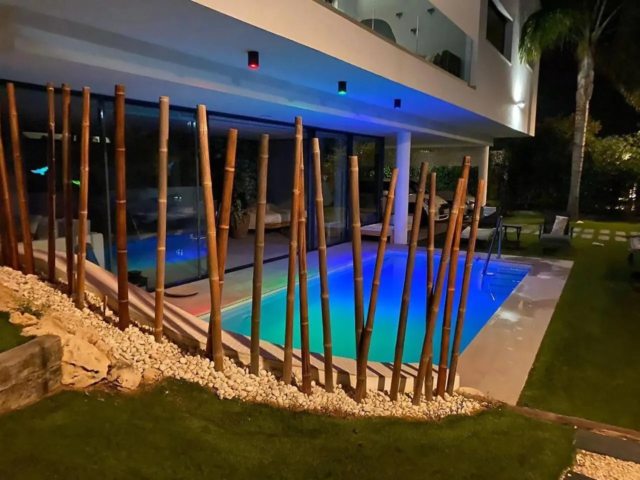 Stunning Private Loft Marbella Apartamento Quarto em Acomodações Particulares